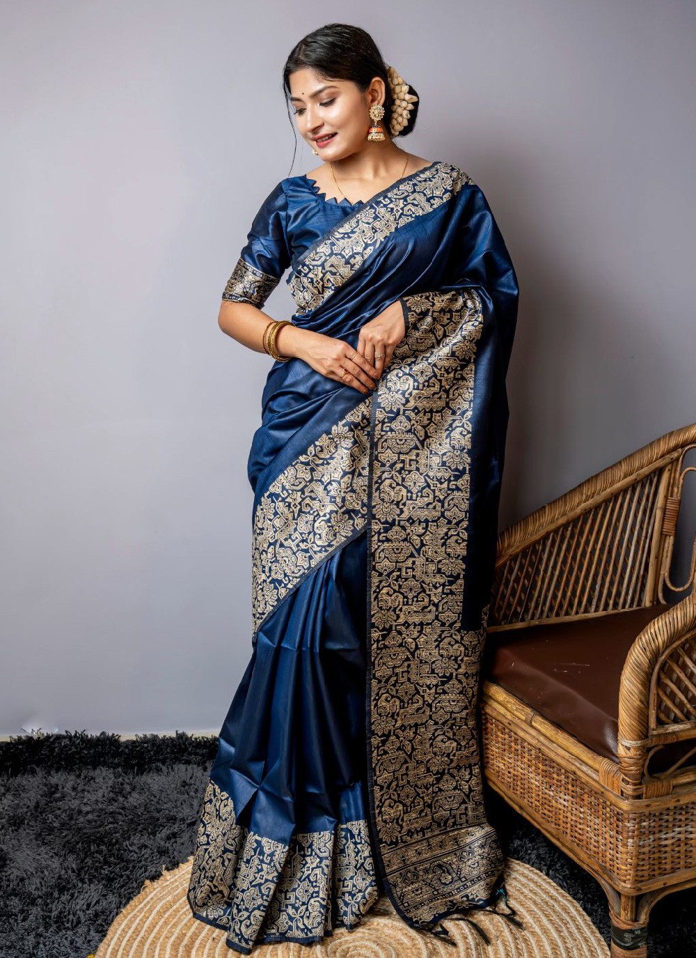 Handloom silk Traditional Designer Saree in Blue