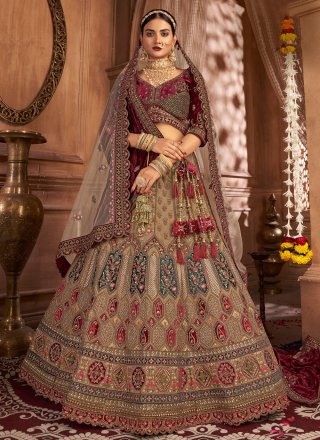 Buy Zeel Clothing Women's Golden Zari and Sequins Work Art Silk  Semi-Stitched Lehenga Choli (7709-Wedding-Bridal-Wedding-Lehenga; Gold) at  Amazon.in