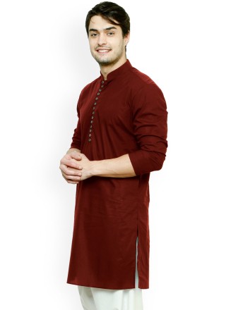 Buttons Blended Cotton Kurta in Maroon