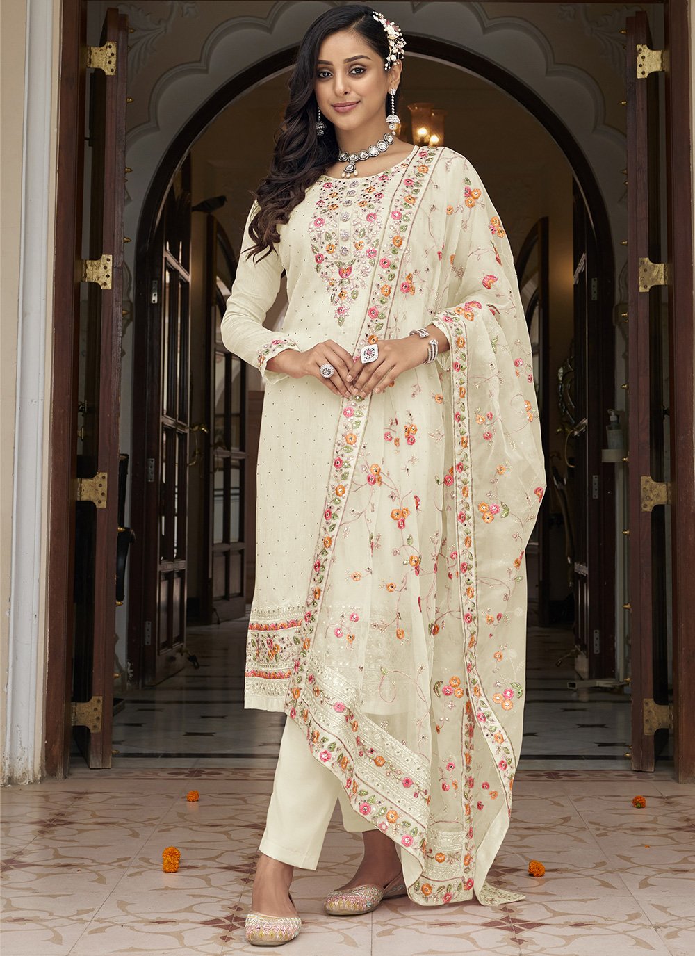 Stunning Designer Pink Georgette Salwar Suit at Rs 799 | Heavy Anarkali  Suits in Surat | ID: 2852924874591