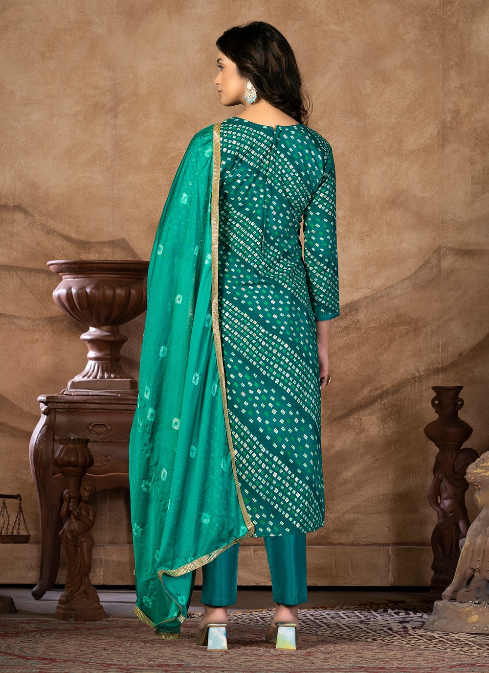 Blissful Maska Cotton Base Firozi Colour Designer Salwar Suit With Lovely  Dupatta – Kaleendi