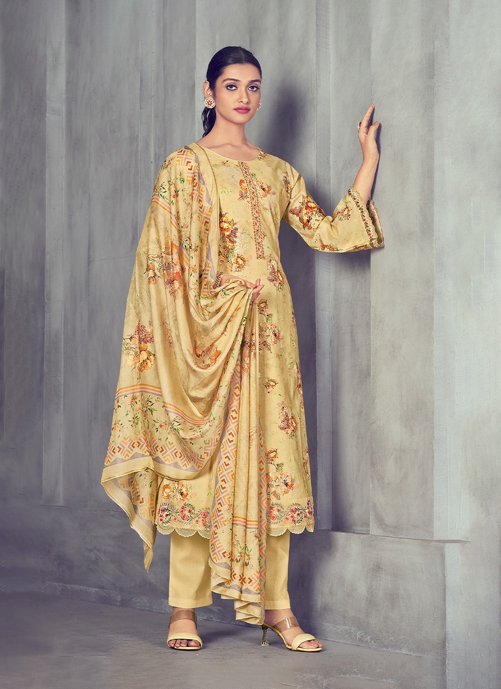 Buy Beige Digital Print Traditional Straight / Trouser Suits Online for  Women in USA