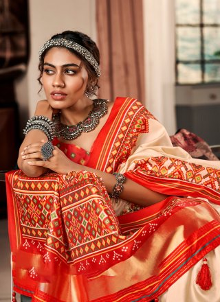 Cream Patola Silk Contemporary Sari with Patola Print