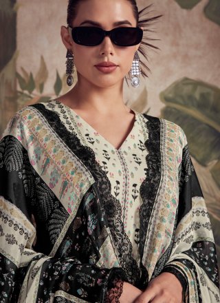 Digital Print Pakistani Salwar Suit