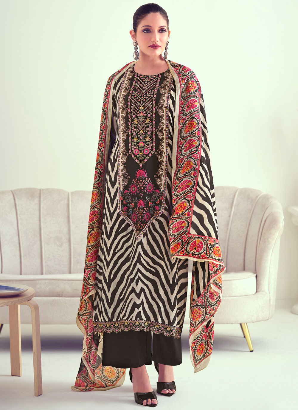 Digital Print Work Muslin Salwar Suit In Multi Colour