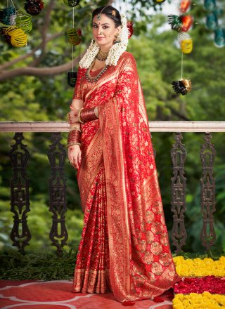 Engagement Wedding Sarees, Engagement Wedding Saris and Engagement Wedding Sarees  Online Shopping
