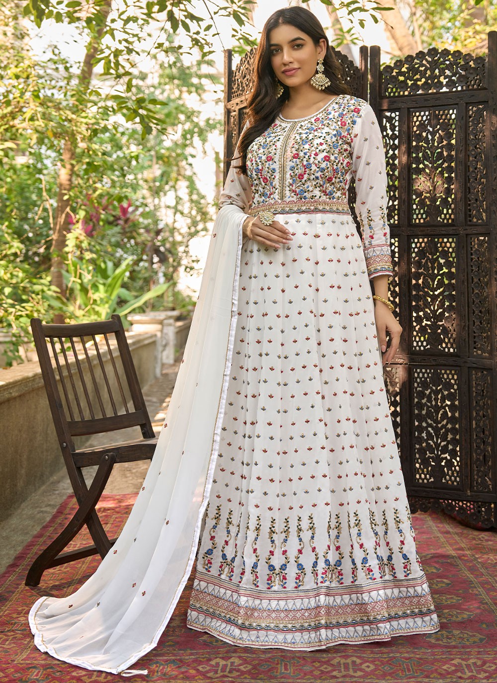 Embroidered White Floor Length Salwar Suit
