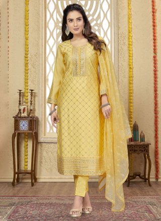Surprising Yellow Color Fancy Hand Work Cotton Designer Salwar Suit For  Casual Wear, Salwar Suit, Designer Salwar Suit, Women Salwar Suits, महिलाओं  का सूट सलवार - Skyblue Fashion, Surat | ID: 25695626773