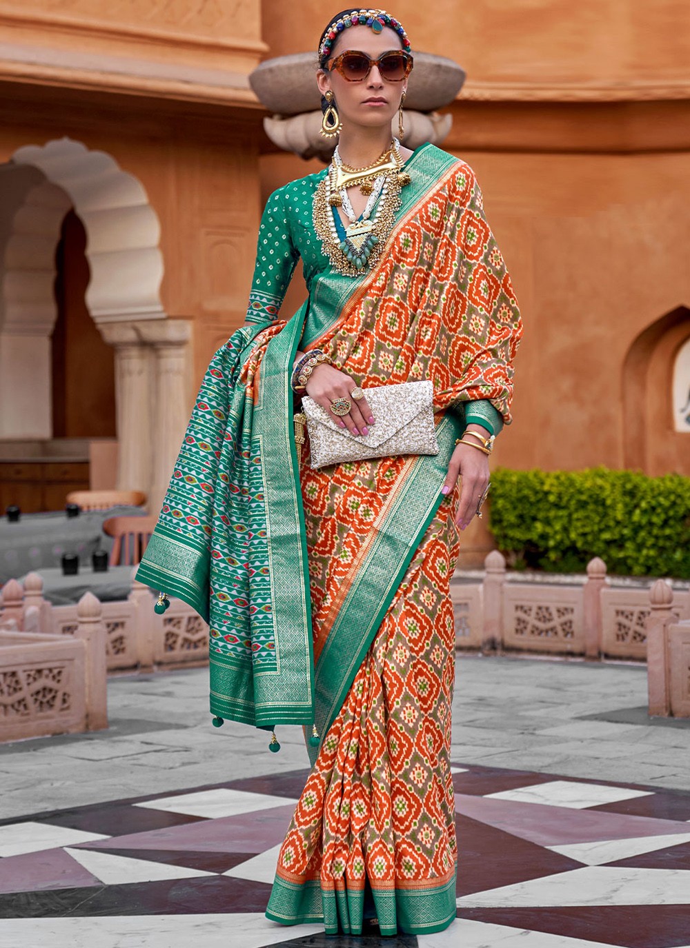 Buy Light Green Faux Georgette Foil Print Saree After Six Wear Online at  Best Price | Cbazaar