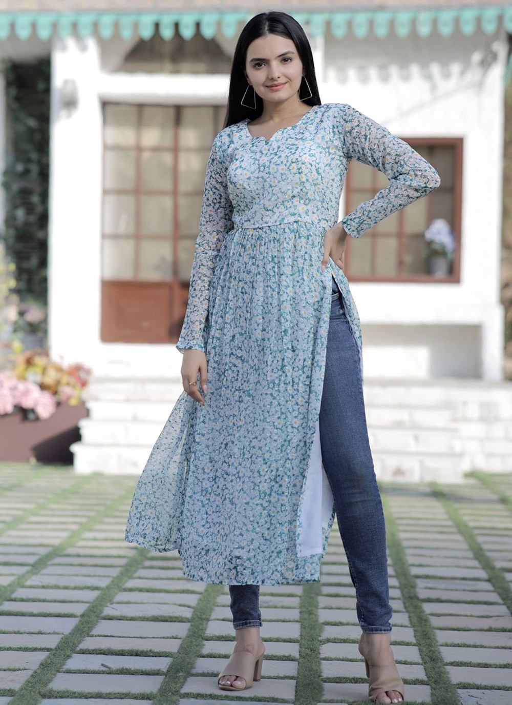 Straight Kurti With Embroidery 3/4th Sleeves