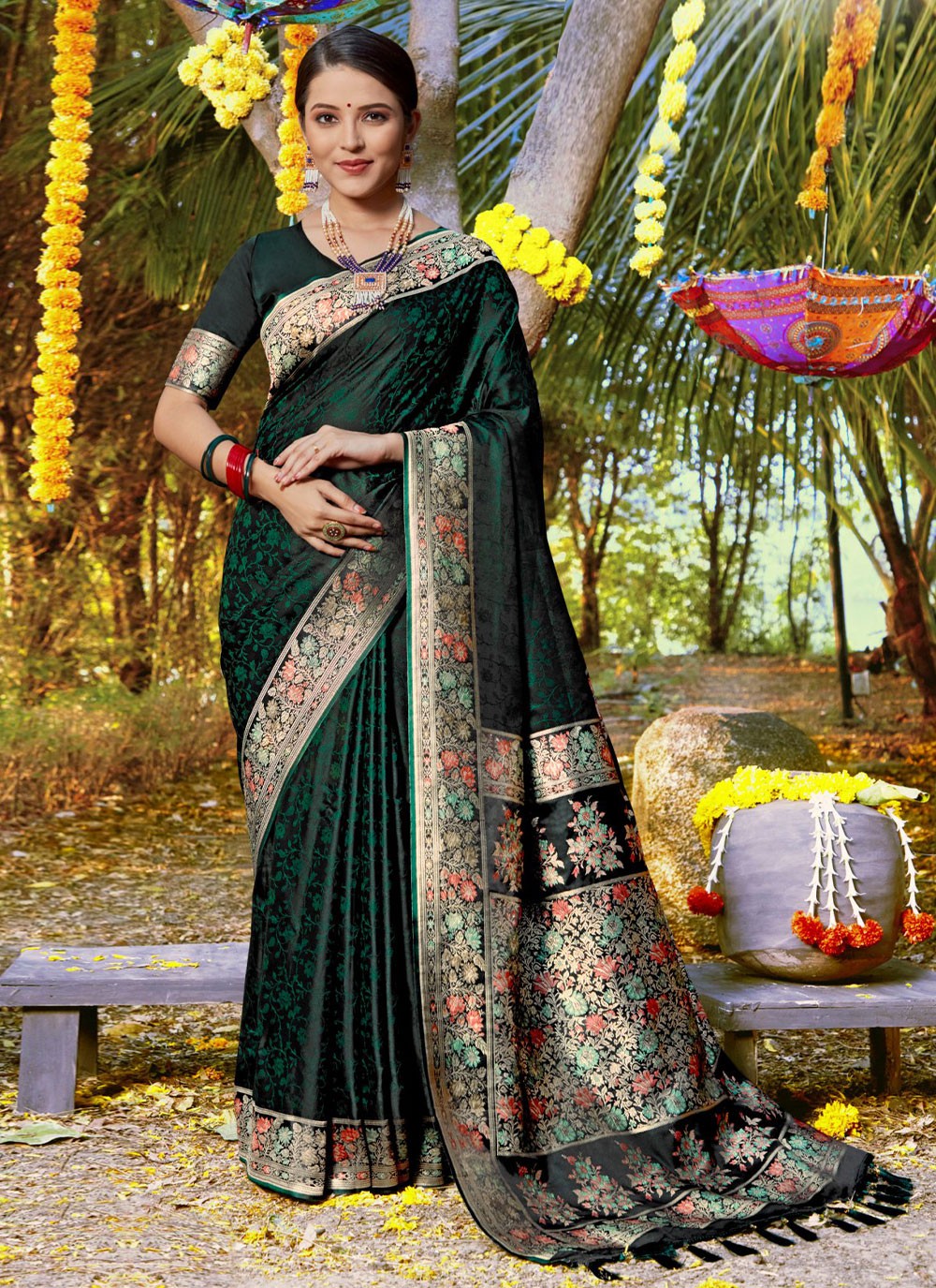 Buy online Women's Self Design Black Colored Saree With Blouse from ethnic  wear for Women by Arhi for ₹2989 at 40% off | 2024 Limeroad.com