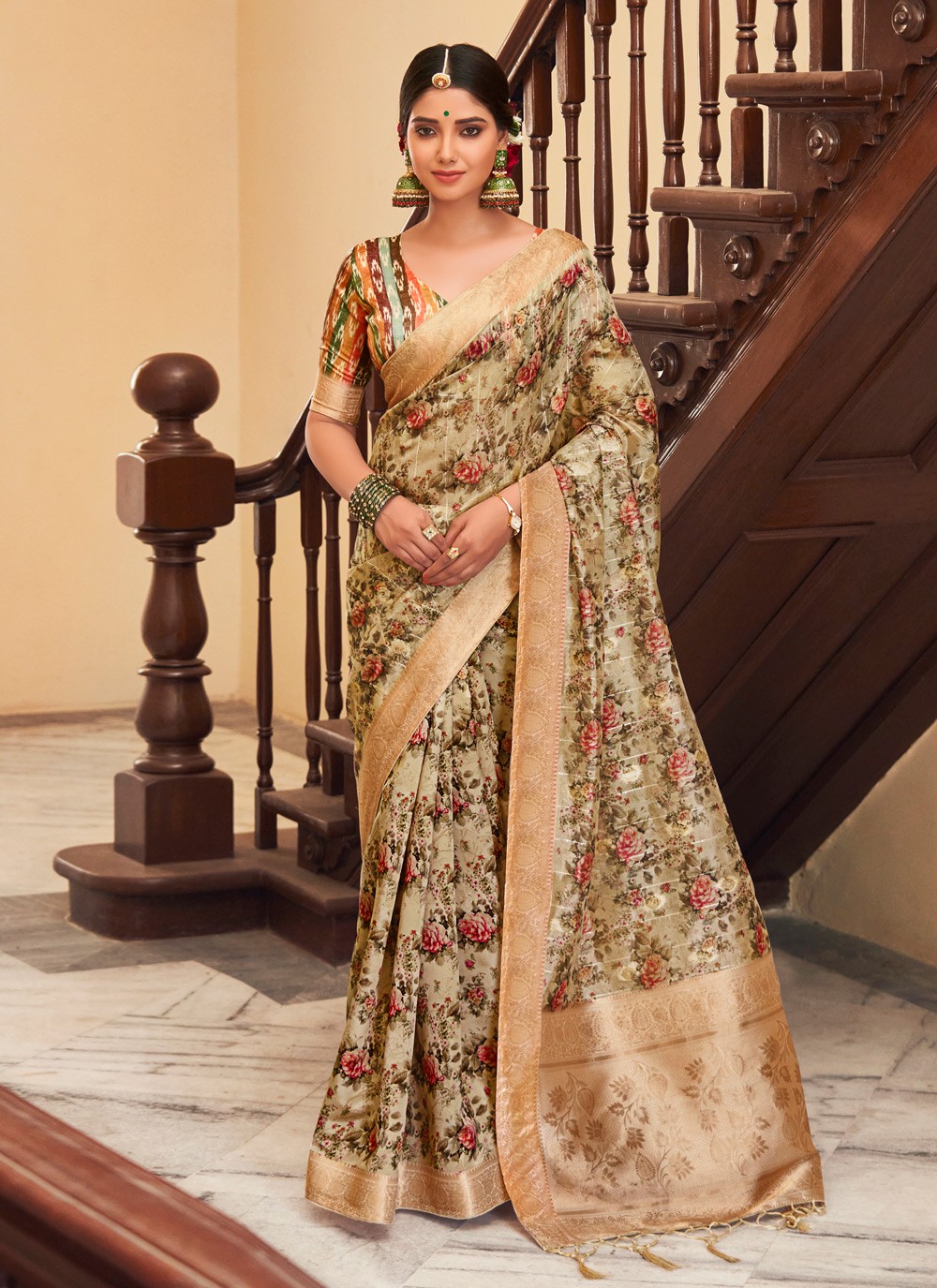 Photo of South Indian bridal look in pink and green saree