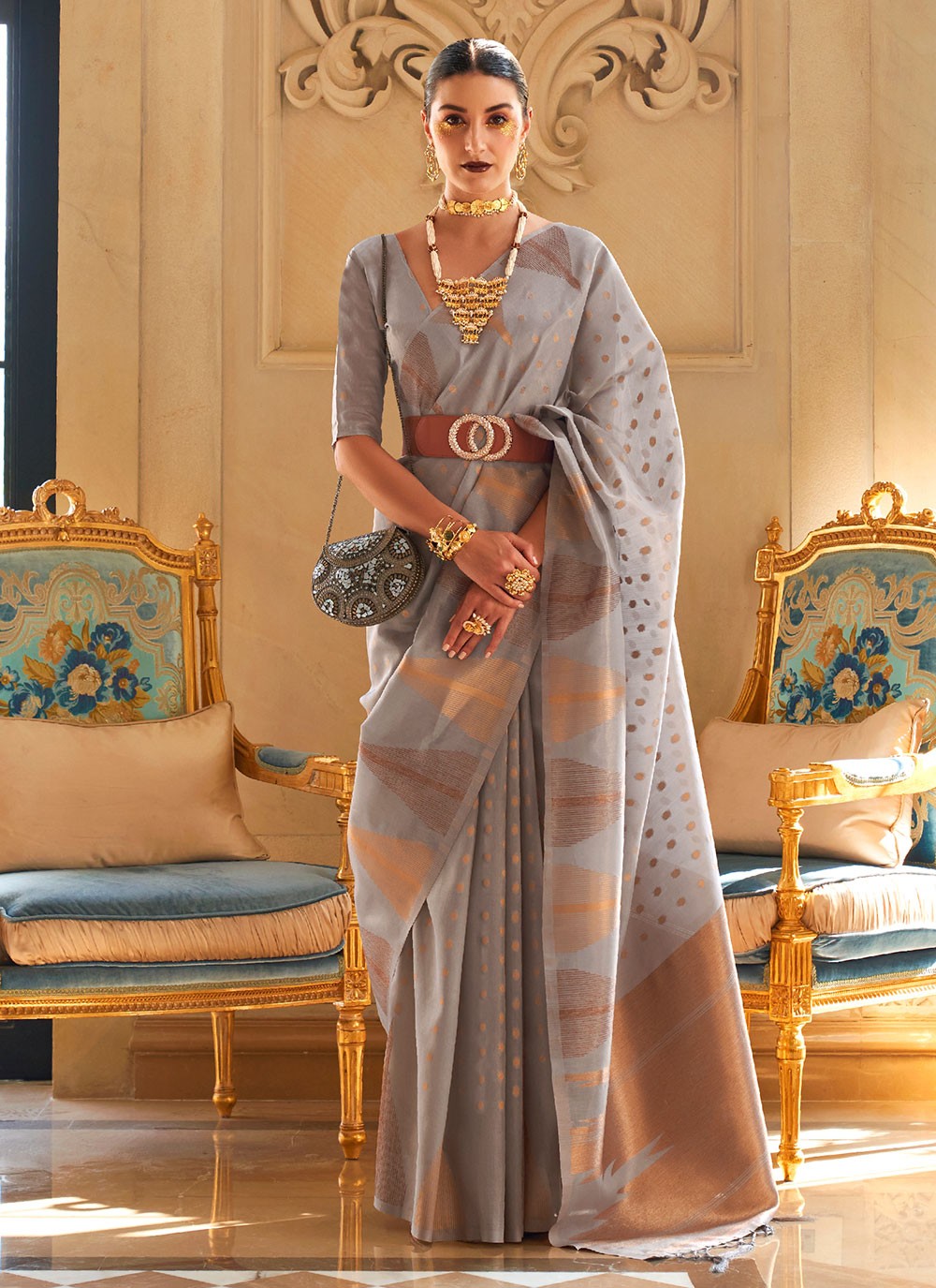 Grey Handloom Saree With Gheecha Pallu – arhi.in