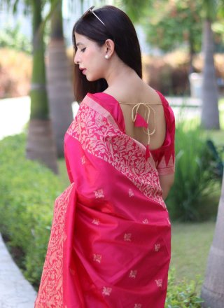 Handloom Silk Casual Sari In Rani