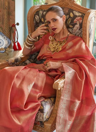 Handloom silk Designer Bollywood Saree in Red