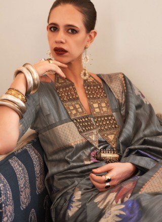 Handloom silk Festival Trendy Saree