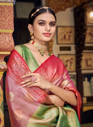 Handloom silk Weaving Magenta Trendy Saree