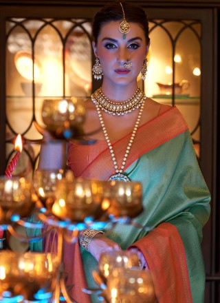 Kanjivaram Silk Weaving Classic Saree