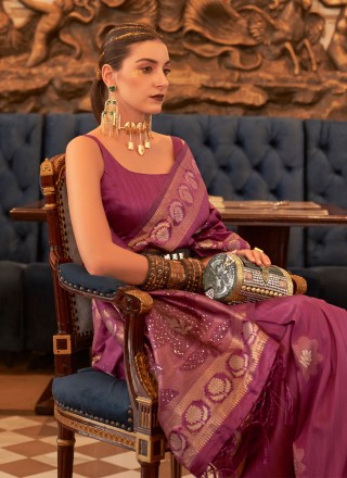 Magenta Handloom silk Sequins Trendy Saree