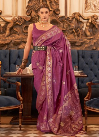 Magenta Handloom silk Sequins Trendy Saree