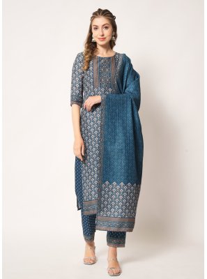 Muslin Embroidered Teal Salwar Suit