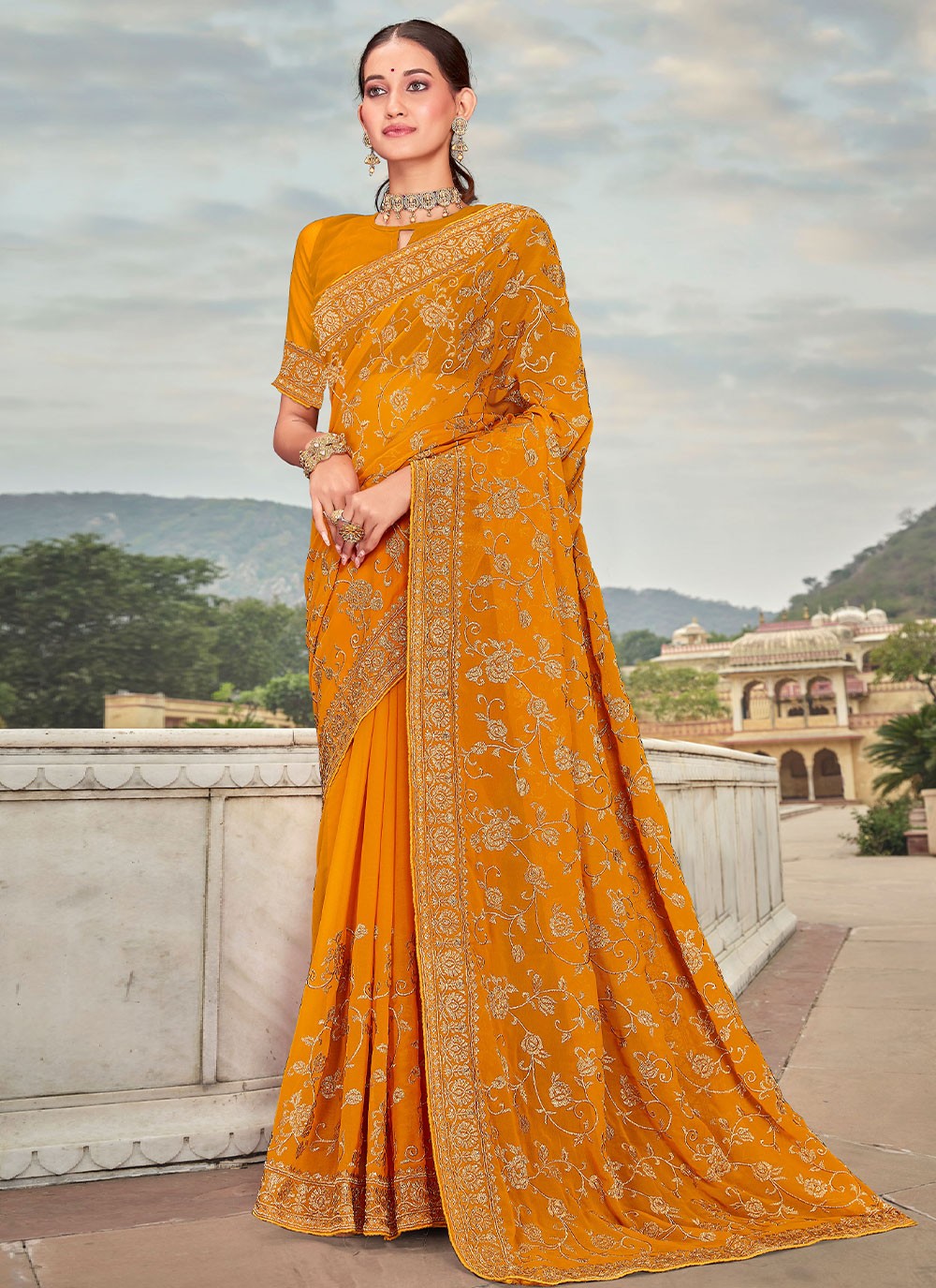 Non Catalogue Stone Work Sarees, Color : RED at Rs 6,335 / Piece in Mumbai  | Krivi Designer