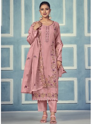 Organza Trendy Salwar Kameez in Pink