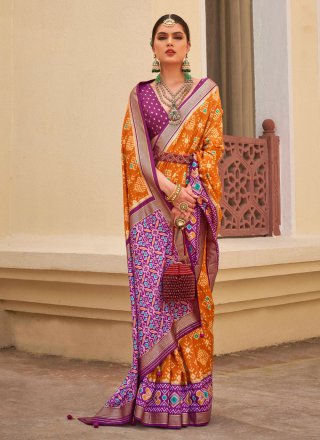 Buy Latest Patola Sarees Online | Salwari