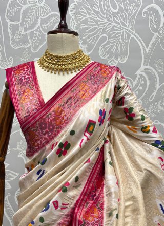 Patola Silk  Weaving Cream Saree