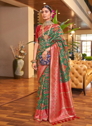 Patola Silk  Weaving Green and Red Designer Traditional Saree