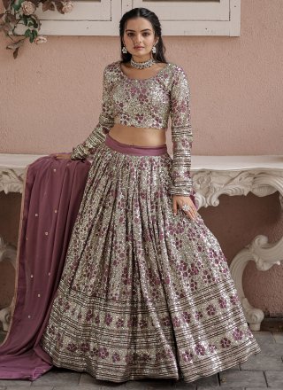 Shop Bollywood Lehenga - Black And Peach Multi Embroidery Ombré Silk Lehenga  Choli At Hatkay