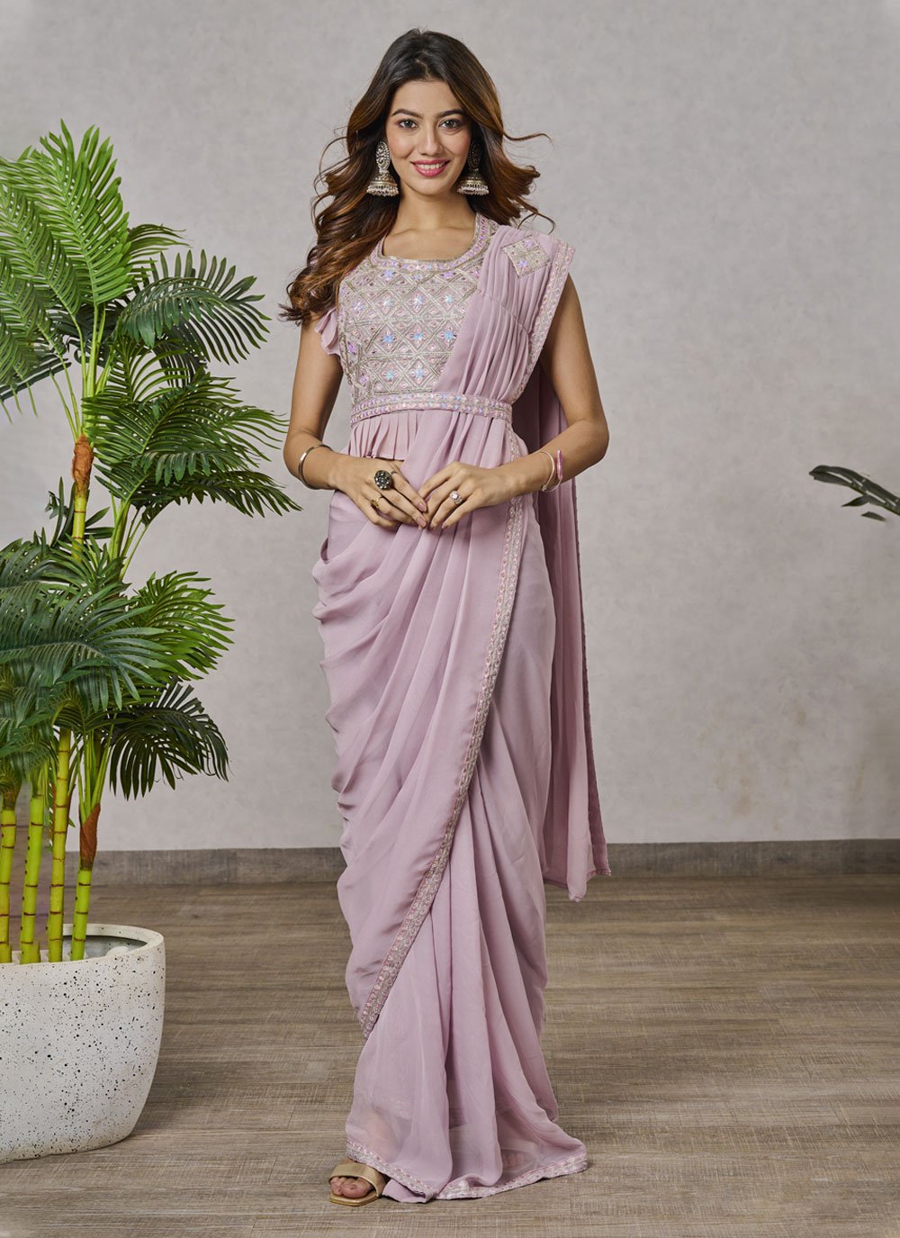 Embroidered Georgette Shimmer Saree in Off White : SFVA3584