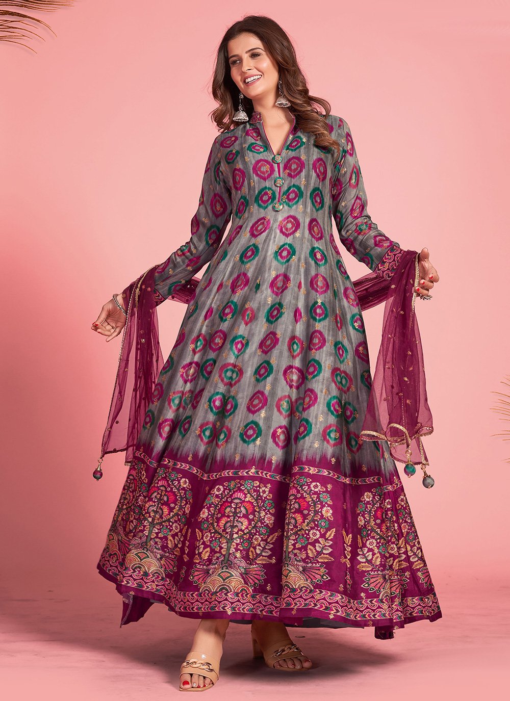 Print Grey and Magenta Readymade Gown
