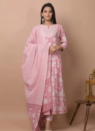 Printed Pink Cotton Salwar Kameez