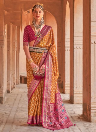 Printed Saree For Engagement