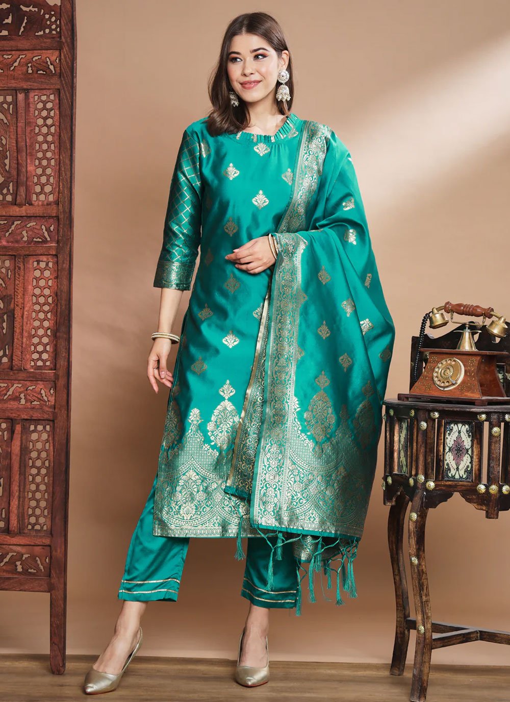 Salwar suit set online on sale shopping