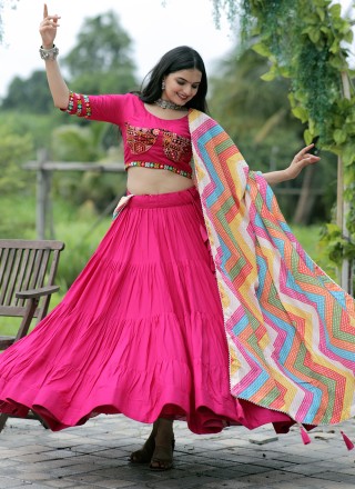Ghagra Choli - Everything You Need to Know About this Indian Outfit – Raas