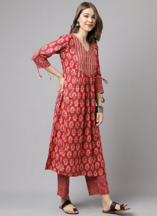 Red Cotton Casual Kurti with Print Work