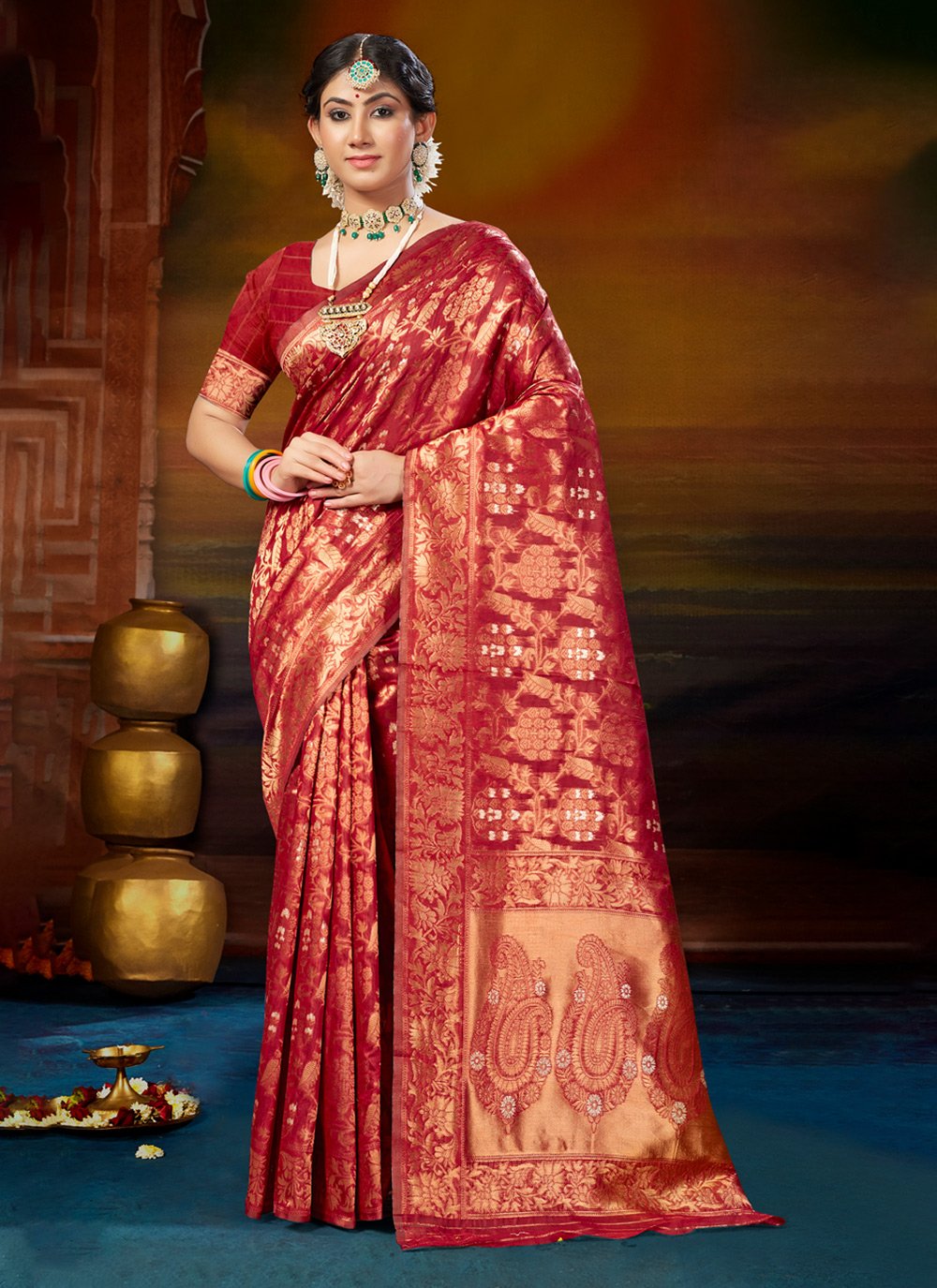30 Real Brides Who Donned Red Bridal Saree For Their Wedding Day! |  WeddingBazaar