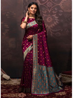 Saree Weaving Silk in Purple