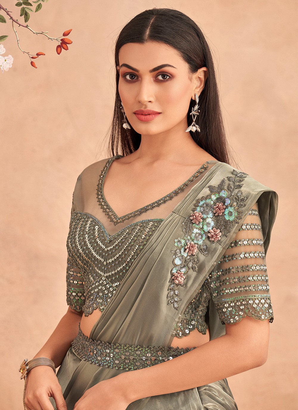 Pin by deepa on Work blouses | Long gown design, Kerala engagement dress, Lehenga  saree design