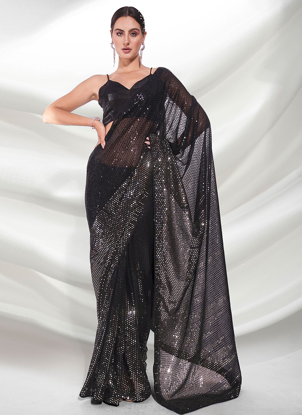 Sequin Saree | Buy Latest Sequin Saree Online - Vastrey