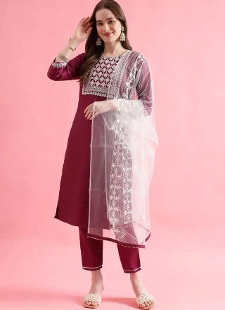 Silk Blend Readymade Salwar Kameez