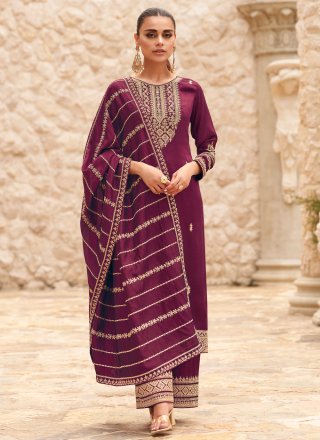 Khadi silk shop suit designs