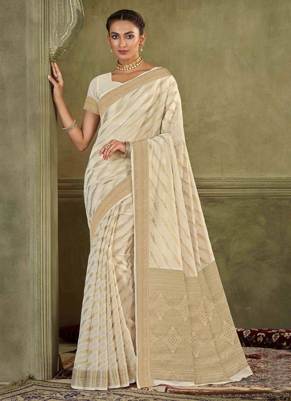 Shop Cream Silk Weaving Work Saree Festive Wear Online at Best Price |  Cbazaar