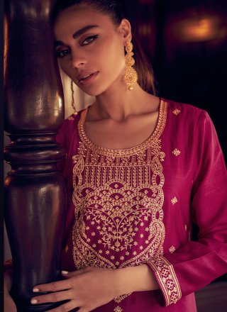 Silk Pakistani Salwar Suit In Pink