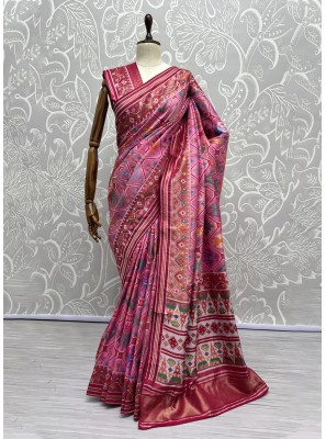 Silk Weaving Trendy Saree in Pink