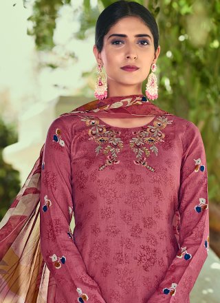 Thread Work Pink Salwar Suit 