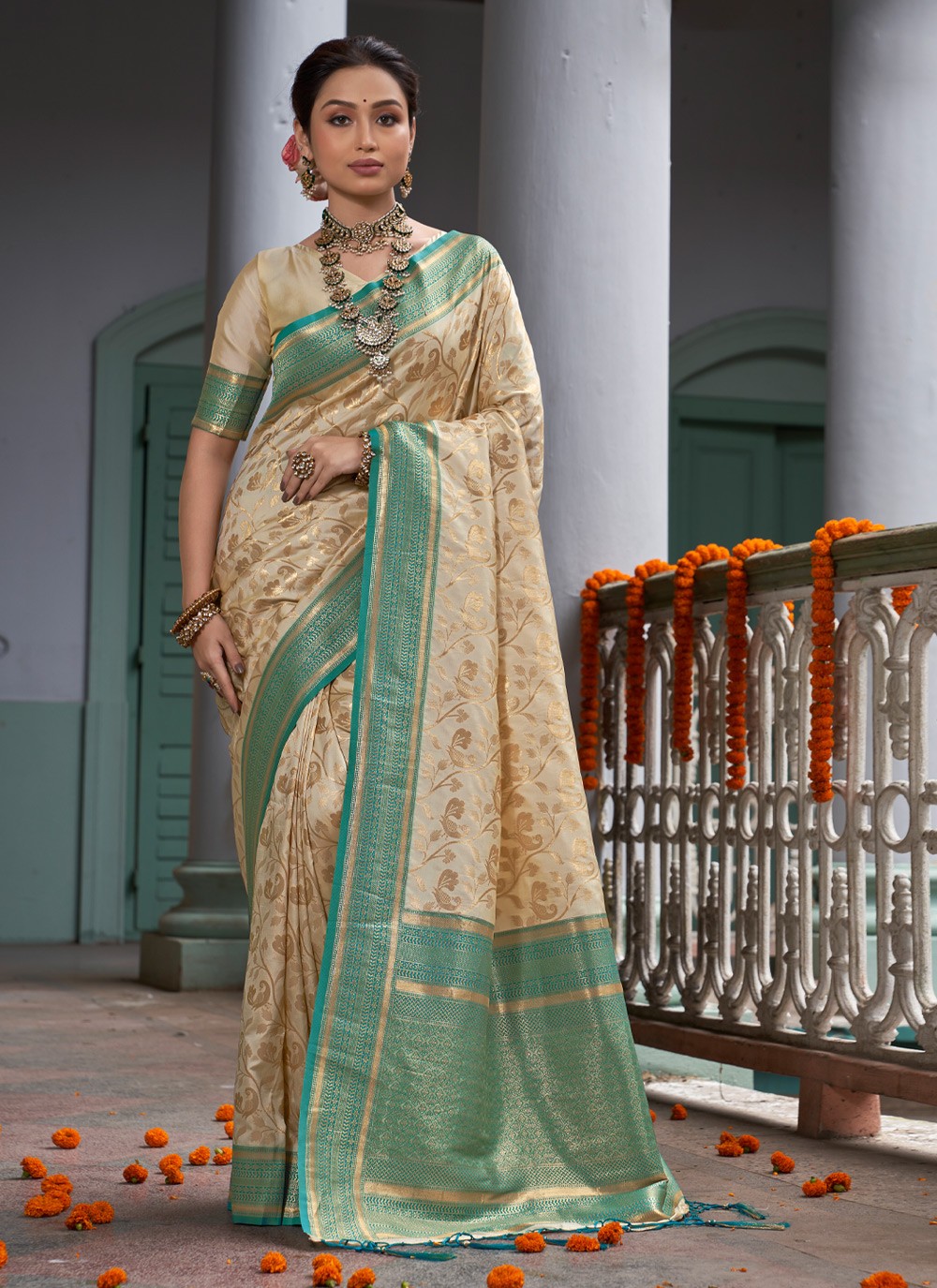 Fancy soft Banarasi silk Saree dvz0002853 - Dvanza.com