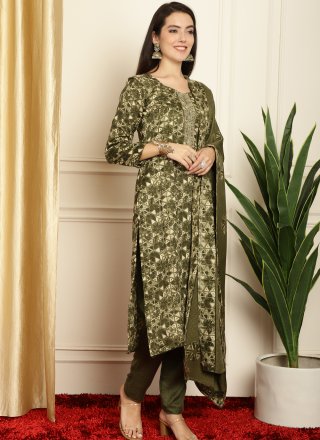 Trendy Salwar Suit For Ceremonial